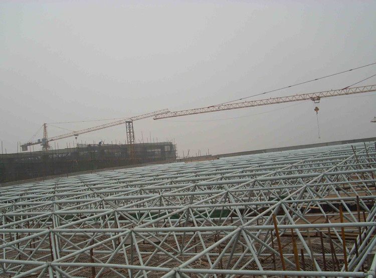 鋼結(jié)構(gòu)網(wǎng)架